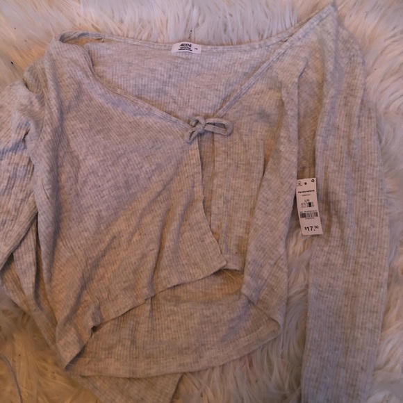 Ardene tie top - Picture 1 of 3